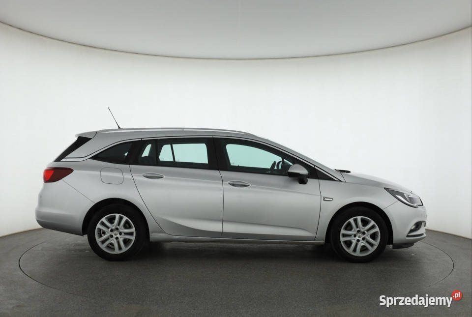 Opel Astra 16 CDTI Piaseczno