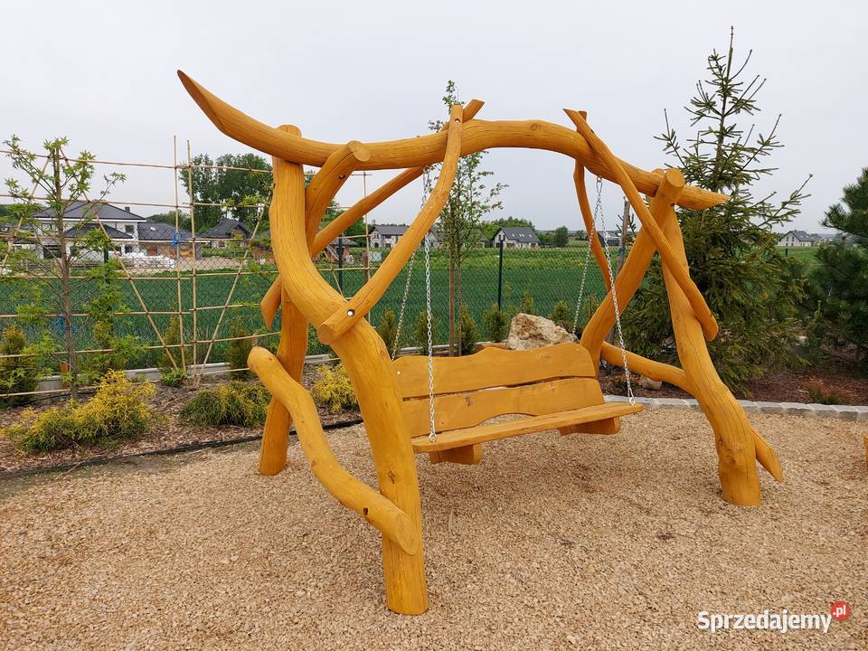 Huśtawka z naturalnych krzywych bali Ławka Meble śląskie Częstochowa