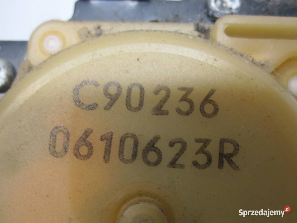 MITSUBISHI L200 07r pas bezpieczeństwa lewy Motoryzacja Kielce