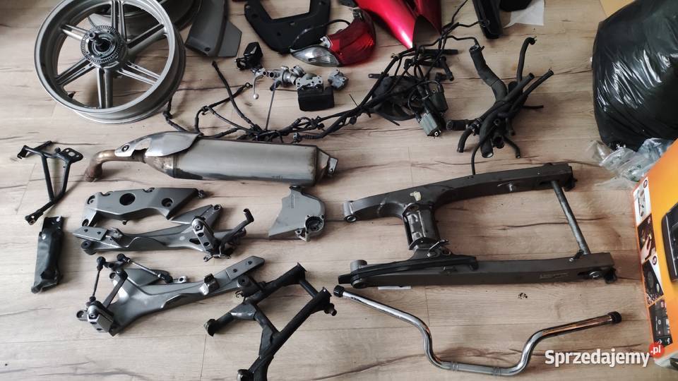 CBf 1000 rama owiewka koło części bok błotnik Brodnica sprzedam