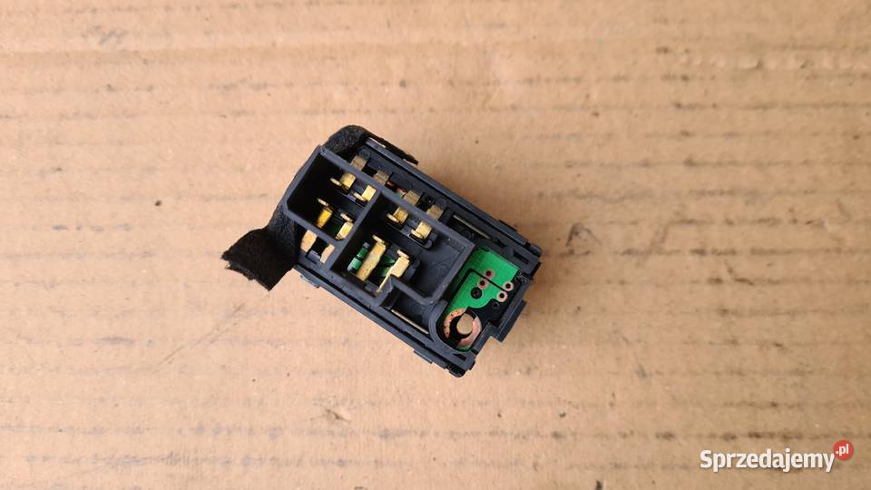 Subaru Legacy 3 BH5 włącznik przełącznik Legnica