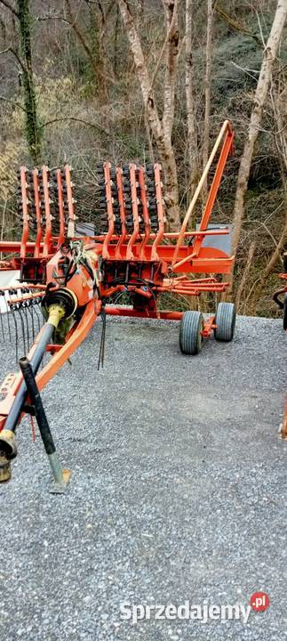 Zgrabiarka kuhn ga4521 ciągana Kuhn Godzieszów