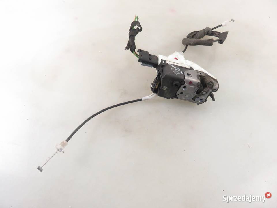 ZAMEK PRAWY PRZEDNI PEUGEOT PARTNER II 828405