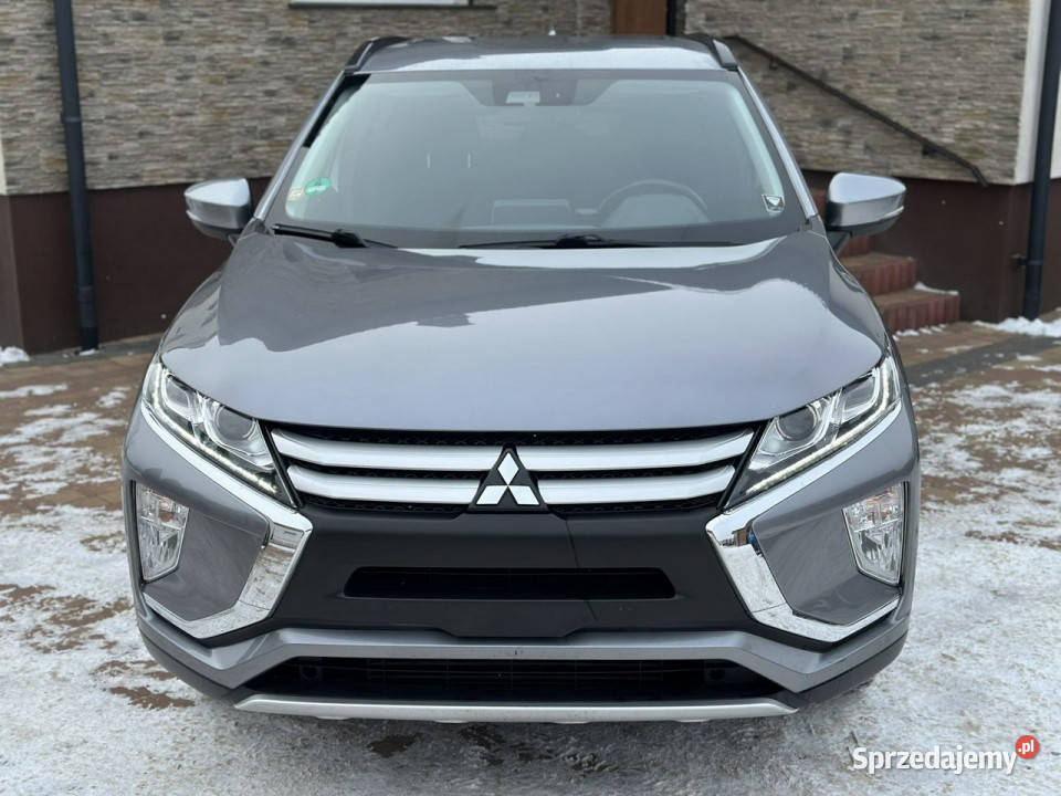 Mitsubishi Eclipse Cross Sadlno