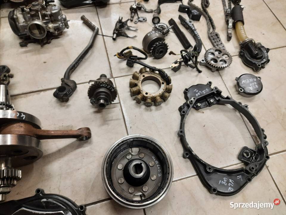 Kawasaki KLR 600 silnik części głowica wał Jelenia Góra
