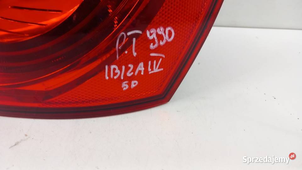 SEAT IBIZA J HB 5D LAMPA TYŁ PRAWA Zbierkowo
