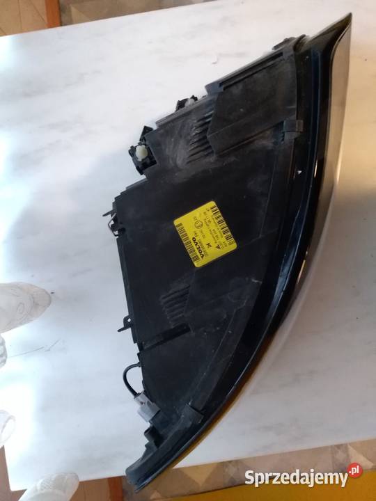 Sprzedam lampy Volvo lewa prawa Oświetlenie Chojnice