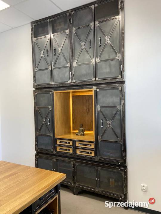 Wielka szafa wnękowa industrialnaSzafa loft Warszawa