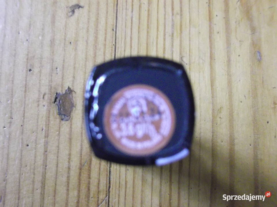 Ultramatowa szminka coffee date Avon