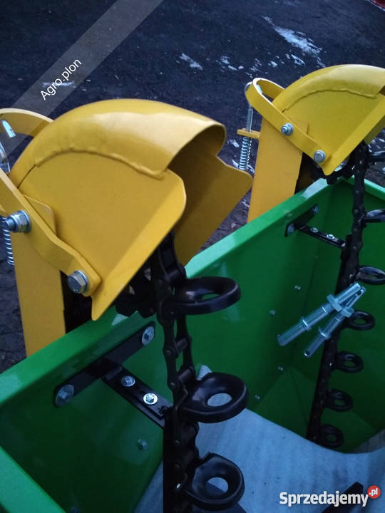 Nowa dwurzędowa sadzarka do ziemniaków Transport