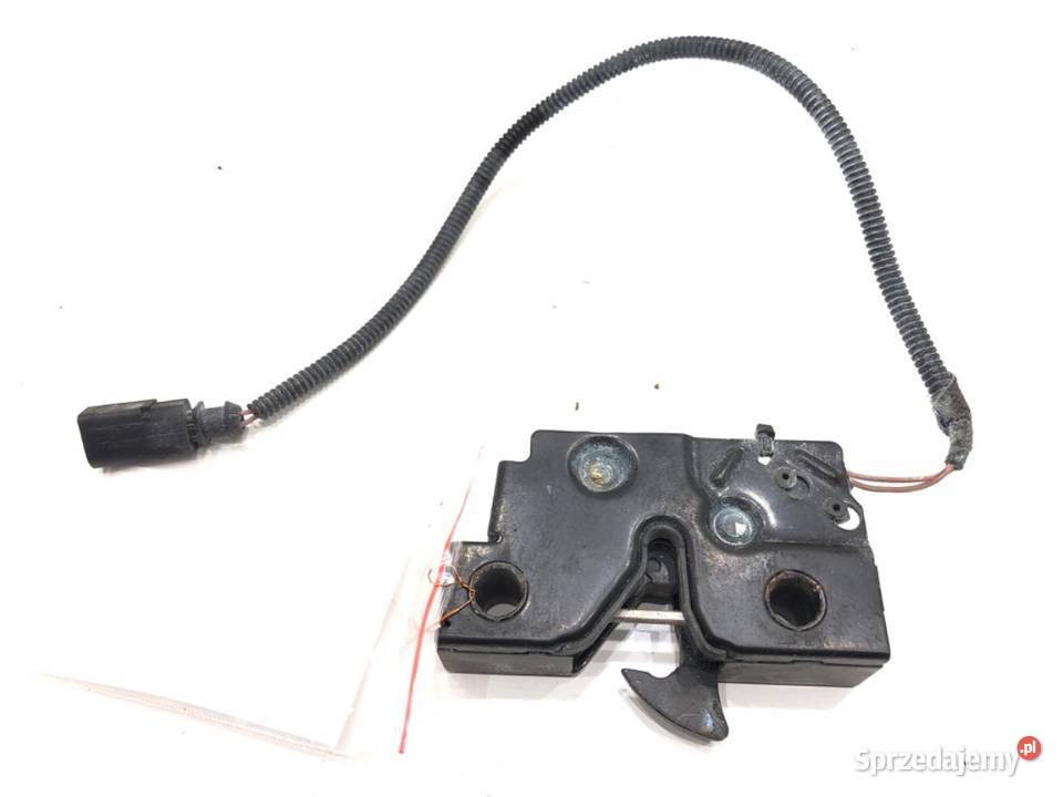 ZAMEK MASKI PRZÓD VW GOLF VII Kombi 3ED823509