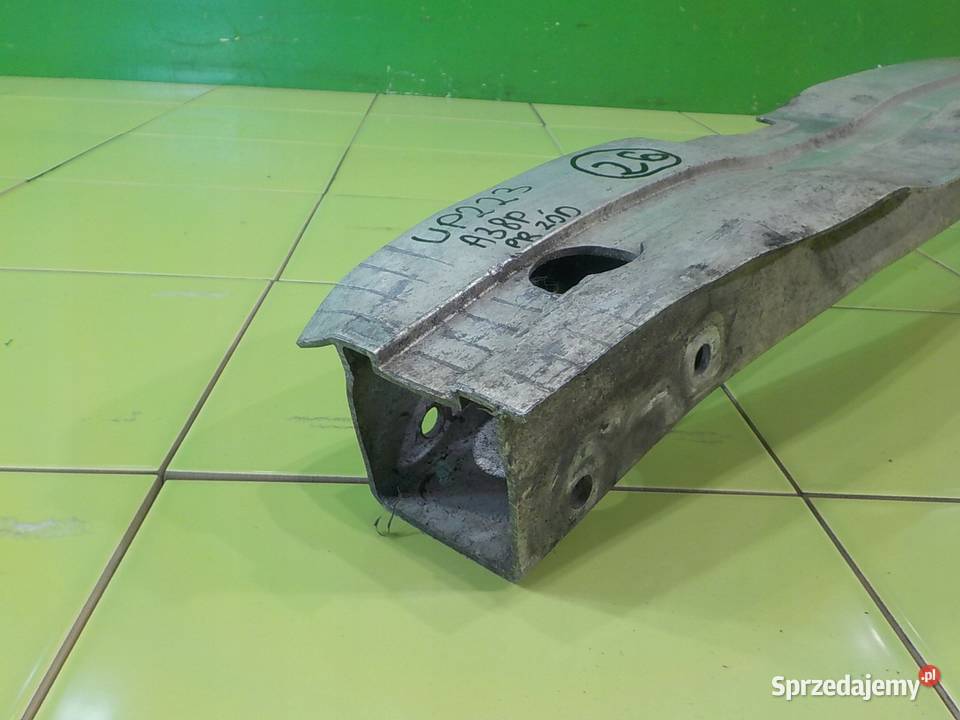 AUDI A3 8P LIFT 16 TDI 10r 5D belka zderzaka osobowe Suków