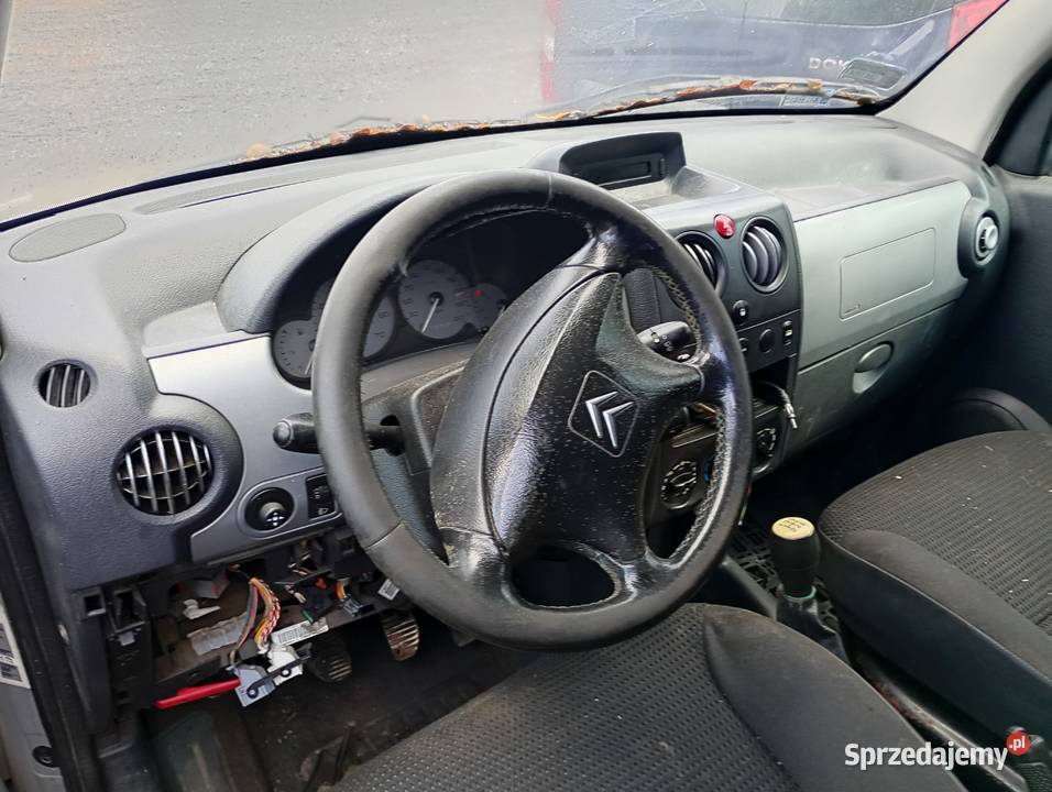 Citroen Berlingo lift 16 HDI klapa tylna części