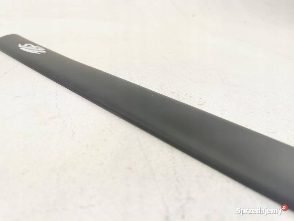 LISTWA BŁOTNIKA PRAWY TYŁ FIAT PUNTO 19971999 osobowe