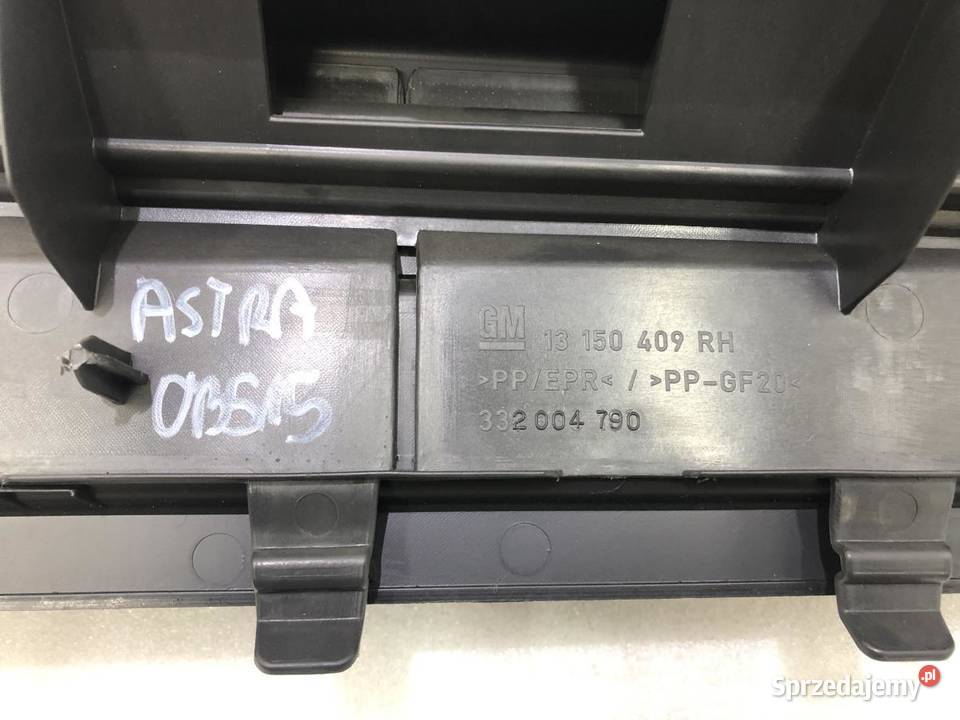 OSŁONA PRAWY TYŁ 332004790 OPEL ASTRA H KOMBI osobowe