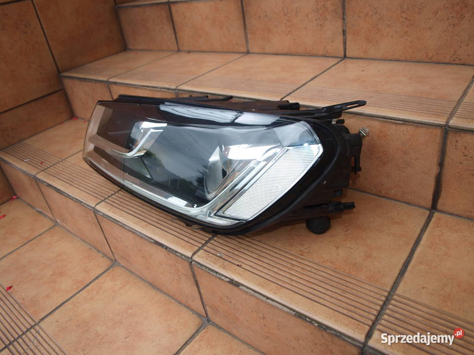 VW Touareg lampa lewa przód xenon Led 2014 2018r