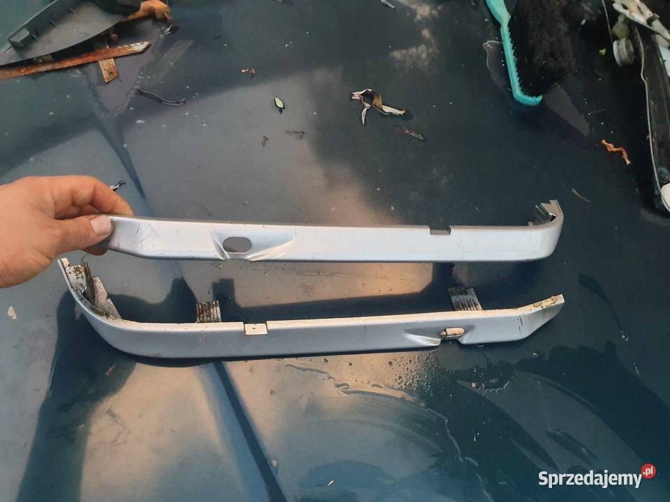 Listwa pod lampę blenda prawa lewa Volvo 850 osobowe Części samochodowe Kraków