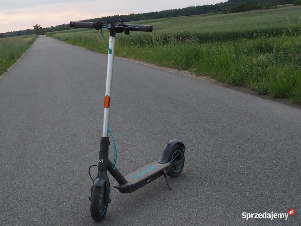 Hulajnoga elektrycna motus scooty 10 lite OPIS Gromadzice