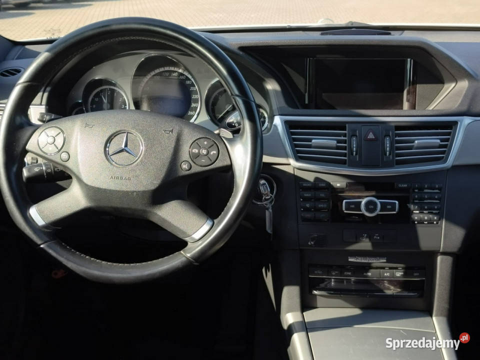 Mercedes E 300 30 diesel 231 automat skóra xenon małopolskie