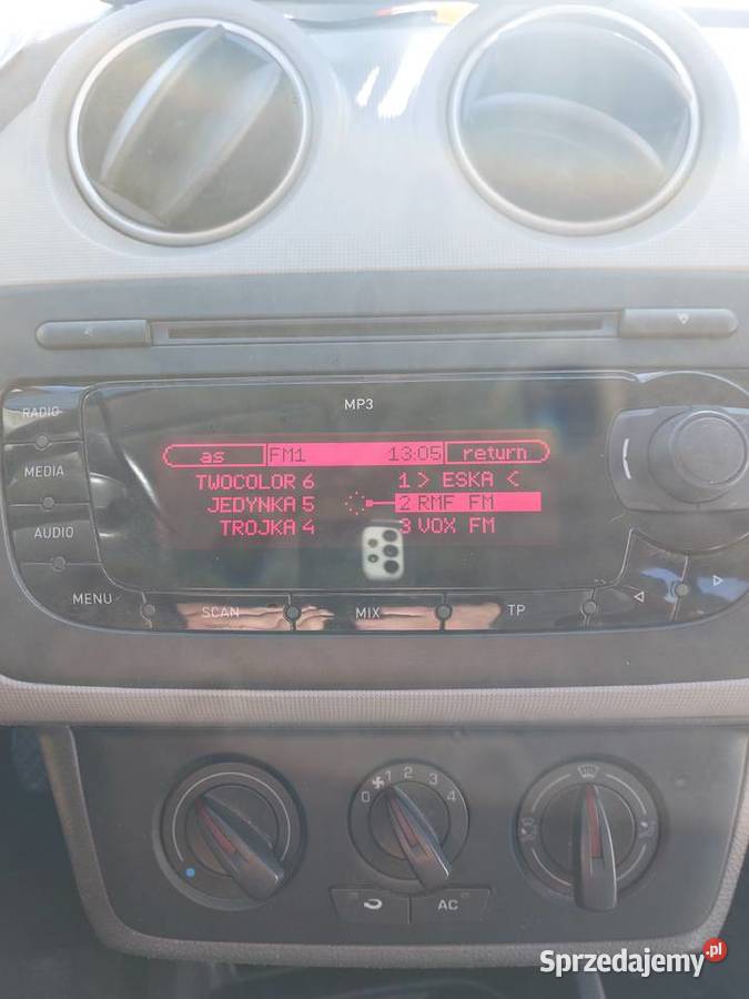 Seat ibiza 16 16V 2009r benzyna gaz Tuławki