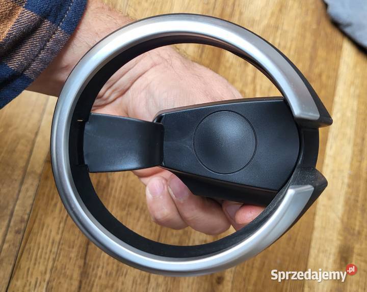 Uchwyt na napoje do BMW 128I 135I X1 E82 E84 E88 lubelskie Biłgoraj