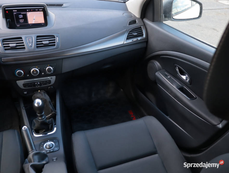 Renault Megane 12 TCe światła przeciwmgielne Lublin