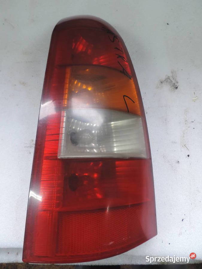 LAMPA LEWA TYLNA OPEL ASTRA 2 KOMBI