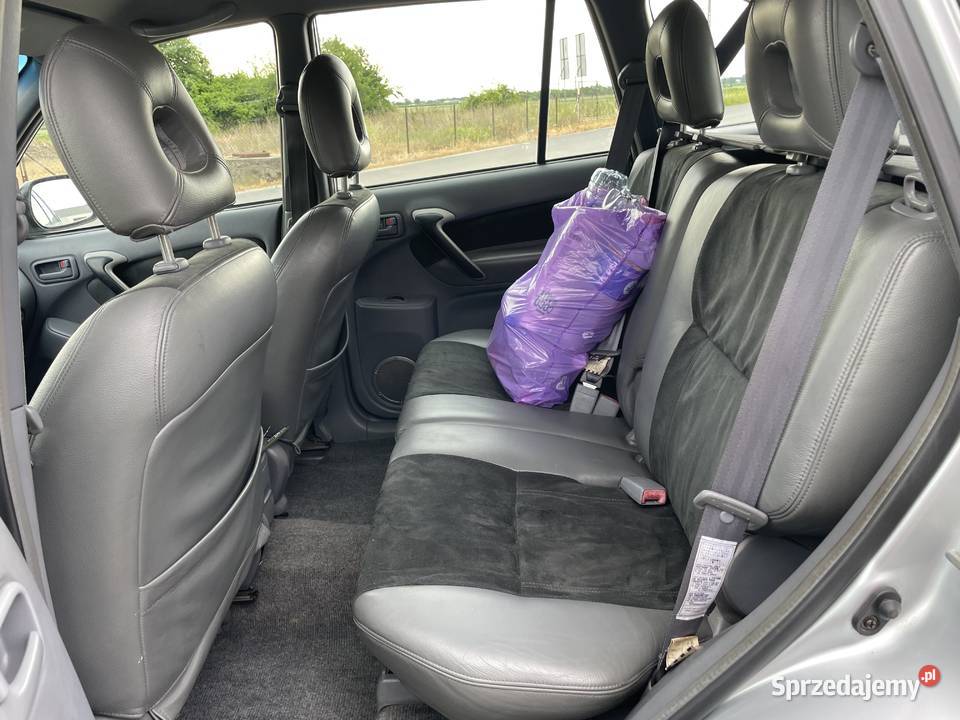 ŁADNA TOYOTA RAV4 20 D4D 116 KLIMA MROZI KUTNO nieuszkodzony RAV4