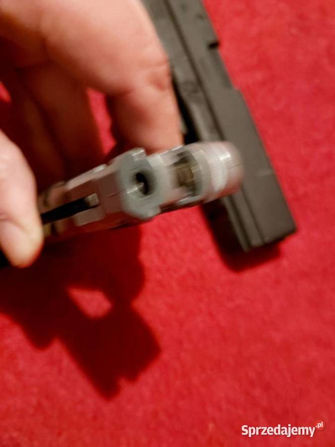 Glock 17 Umarex co2 45mm Sporty strzeleckie i myślistwo Sosnowiec sprzedam