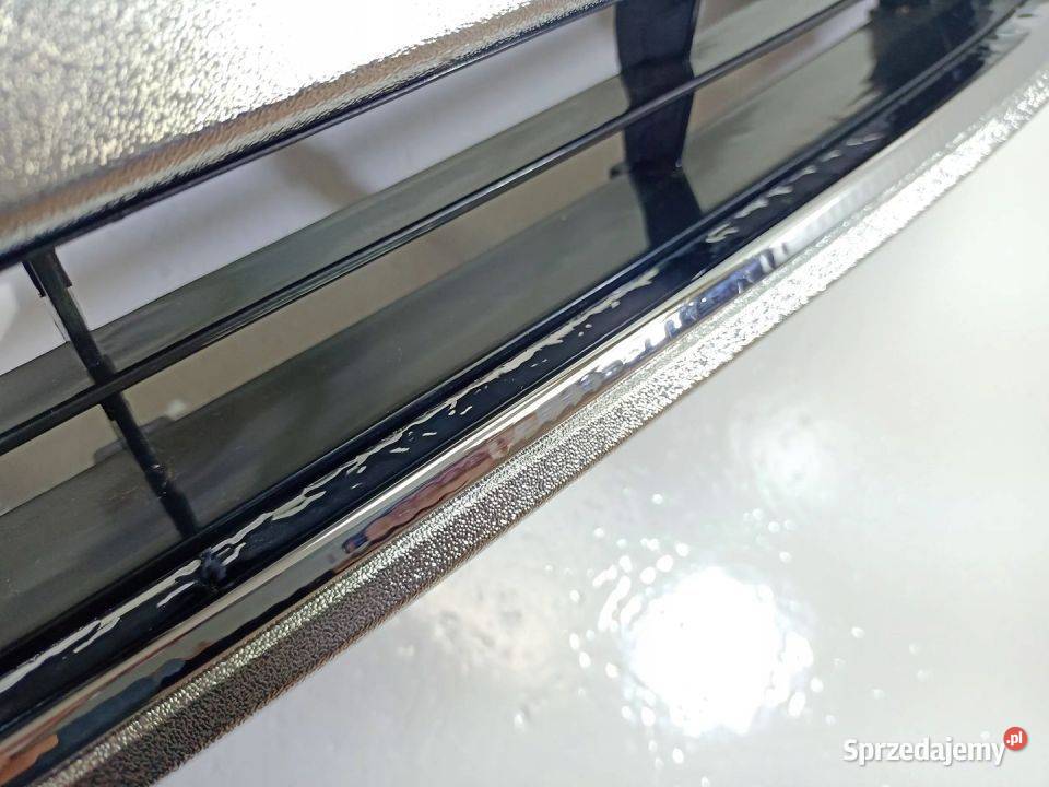 Toyota Hilux N120 VIII 15 ATRAPA GRILL WADA osobowe świętokrzyskie sprzedam