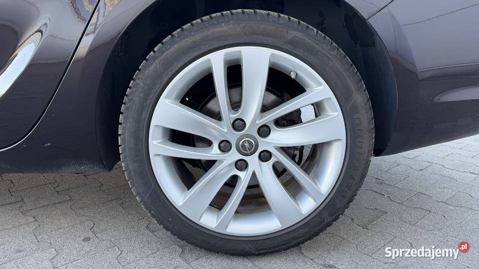 Opel Astra 16d 2014 navi kamera skóry Konin