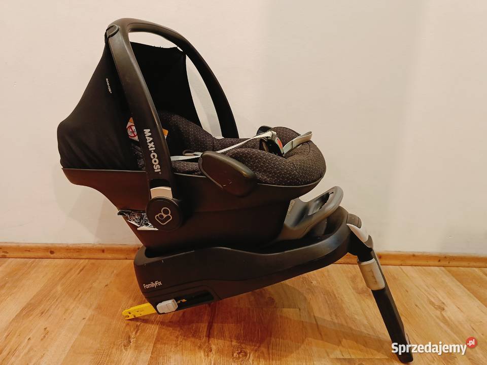 Fotelik samochodowe Maxicosibaza samochodowa Piła
