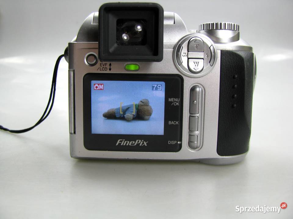FUJIFILM FINEPIX S304 32MPIX APARAT CYFROWY Aparaty Brody