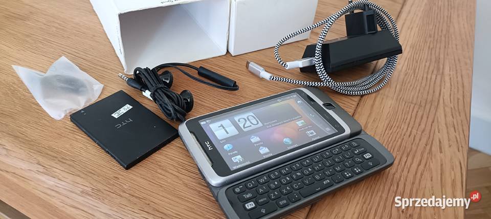 Ładny kultowy HTC Desire Z bez simloca Komplet