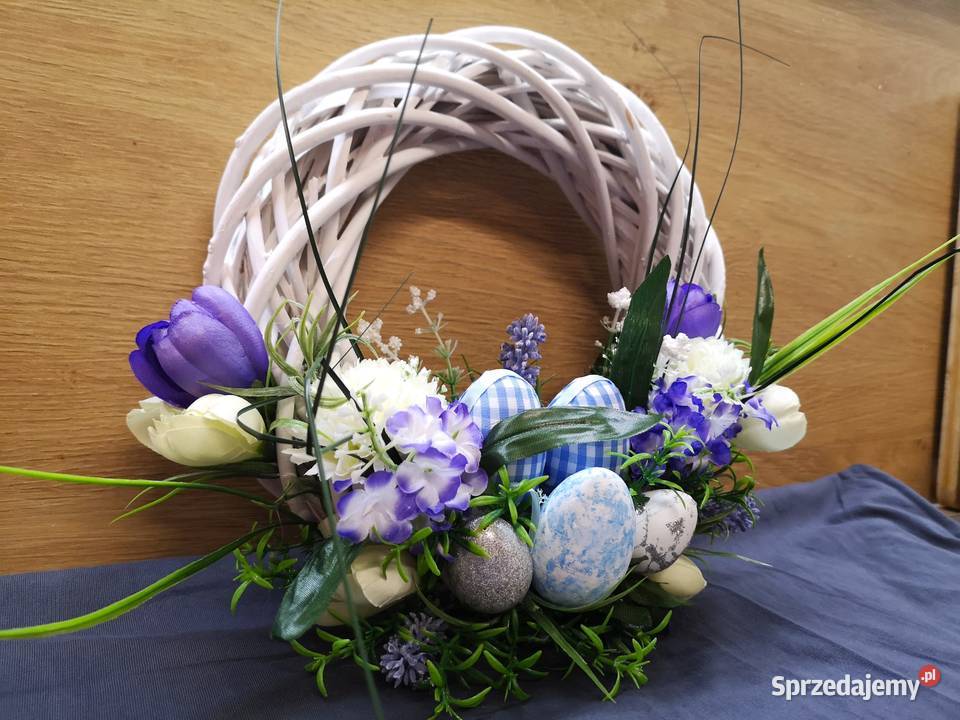 Stroik Wielkanocny na wiklinowym kole Kielce