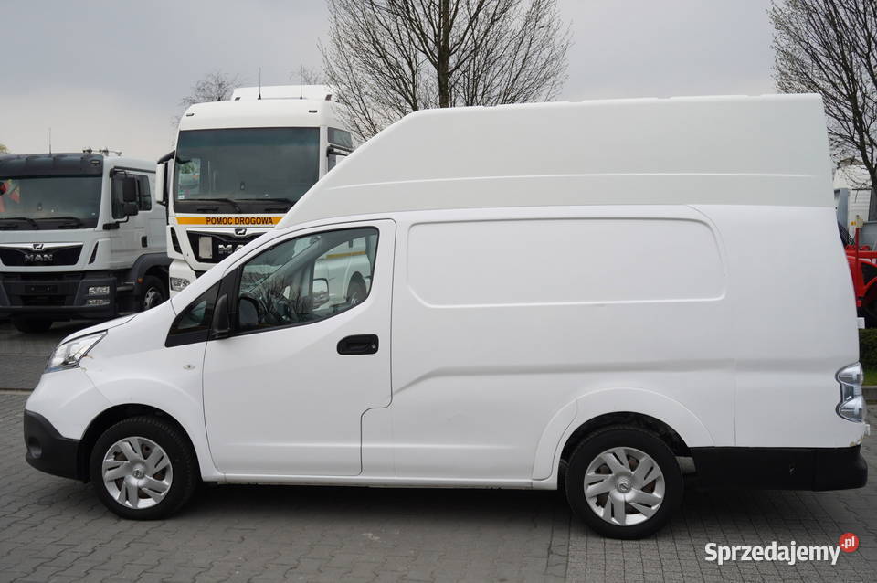 Nissan ENV200 XL Voltia Pojazd elektryczny 60 4 Nissan Kraków