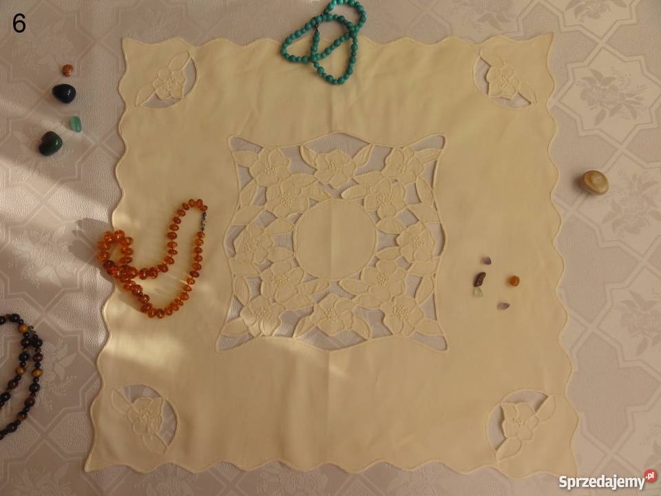 Serwetki kolorowe ecru wyszywane haft Richelieu lubelskie Lublin sprzedam