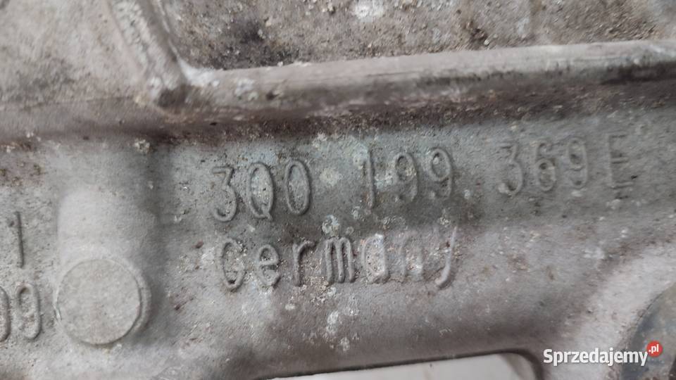 VW PASSAT B8 20 TDI TRAWERS SANKI WÓZEK osobowe