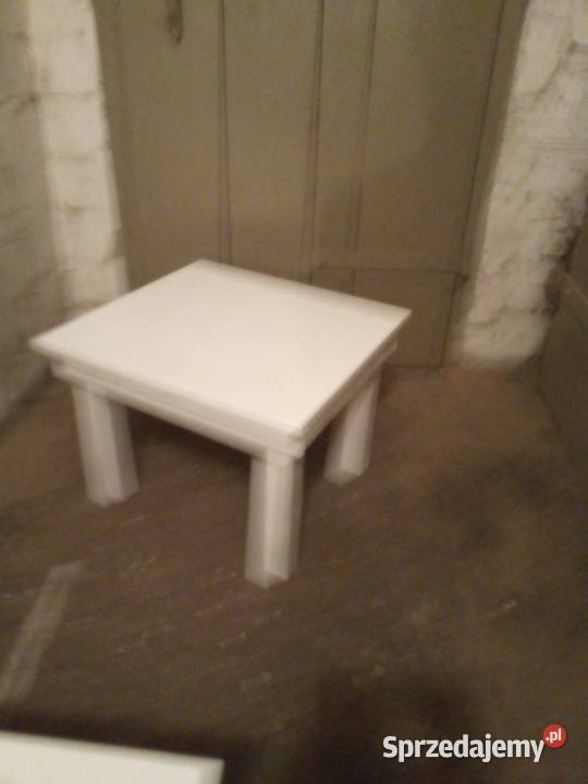 Stoliksiedzisko nowybialy