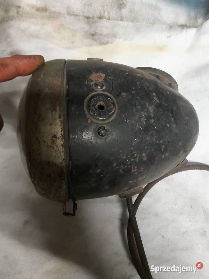 lampa przednia do jakiegoś rosyjskiego motocykla Trzebiatów