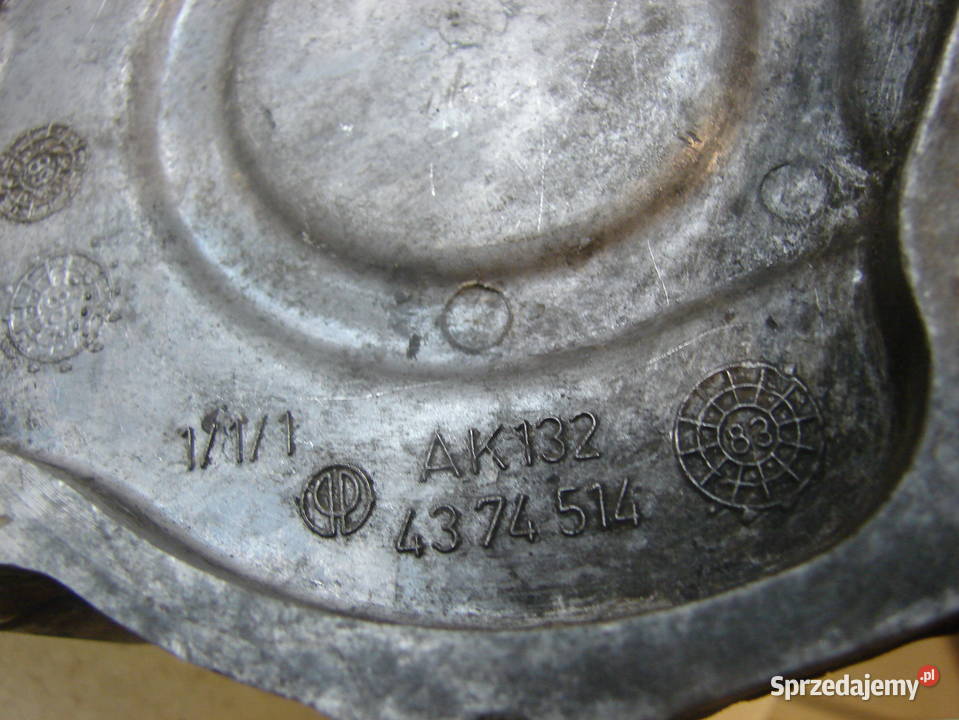 Pompa wody Fiat 125p z PRLu pomorskie Starogard Gdański