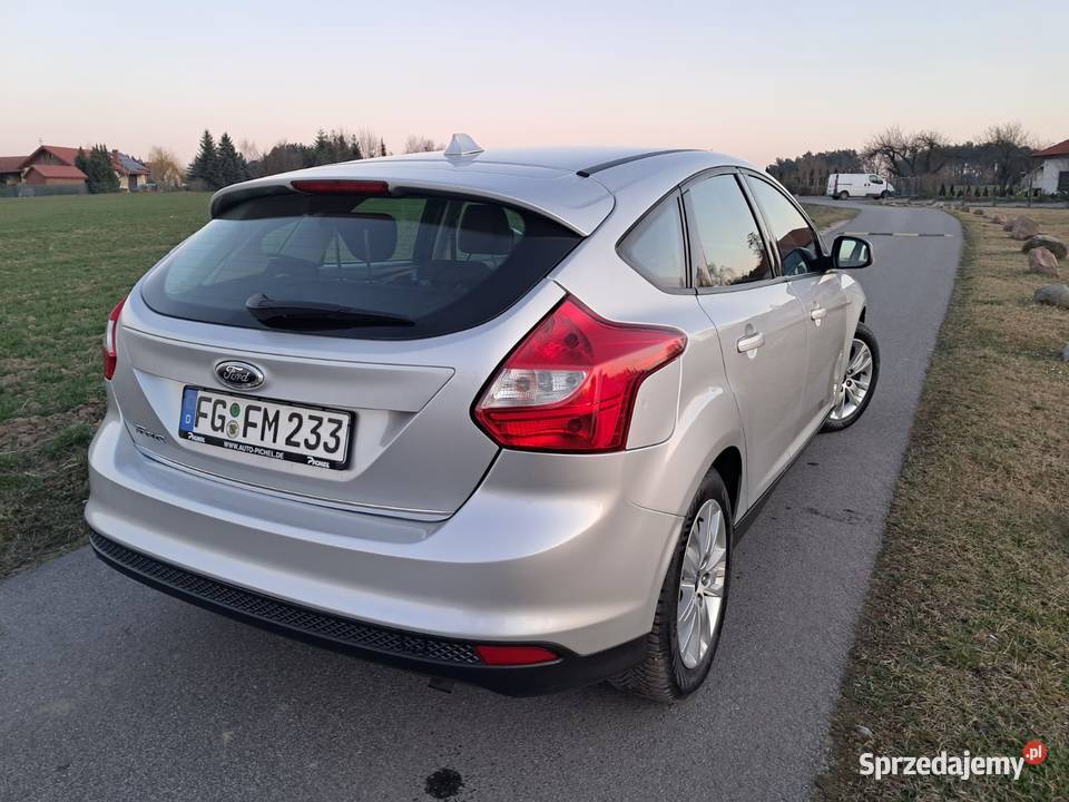 Ford Focus 16 zwykła benzyna tempomat z Niemiec Rok produkcji 2014 Pleszew