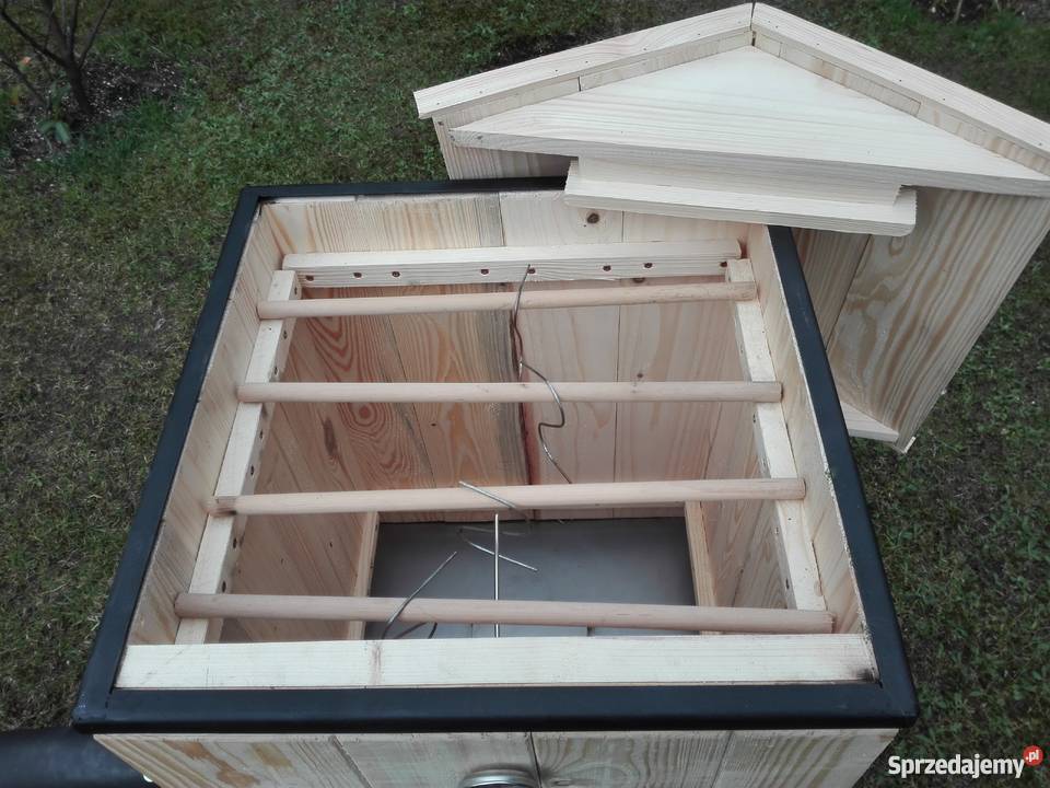 Wędzarnia Sosnowa z Drzwiczkami Grillowanie świętokrzyskie Suchedniów