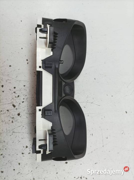 LICZNIK 8A6T10849AC 14 B 96 Ford Fiesta Mk7