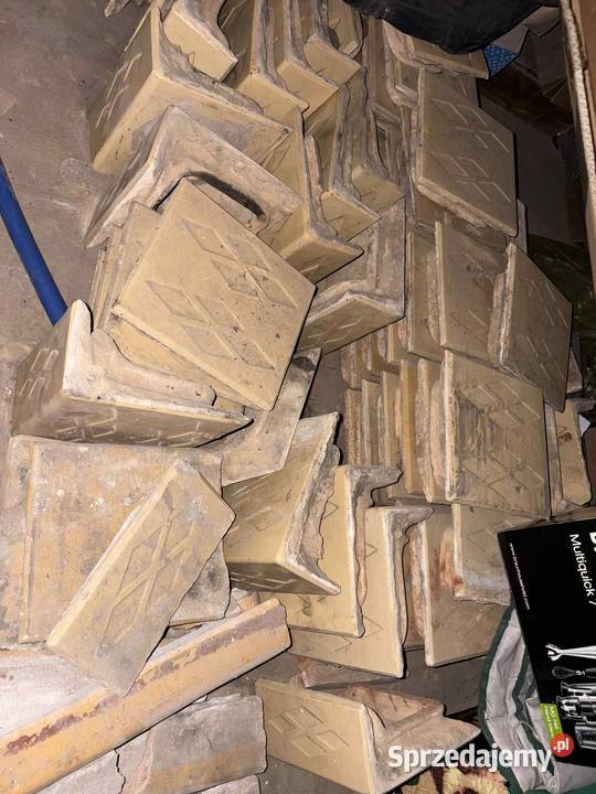 Kafle piecowe z rozbiórki podkarpackie Niżatyce