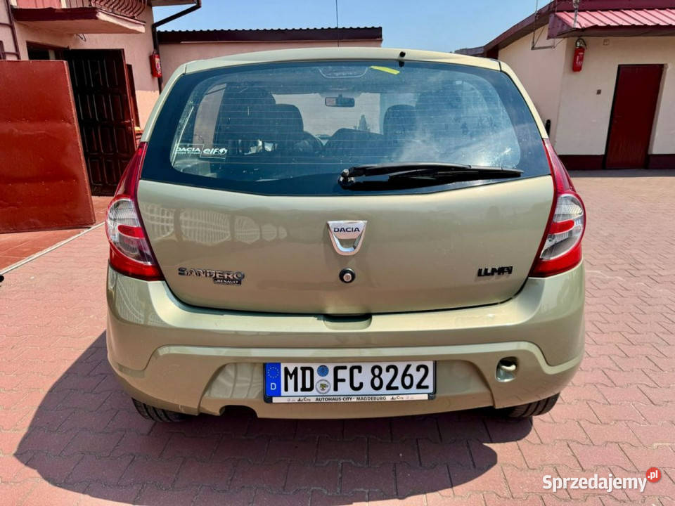 Dacia Sandero Sandero Ładne Zadbane Mpi 140 mazowieckie Szerominek sprzedam