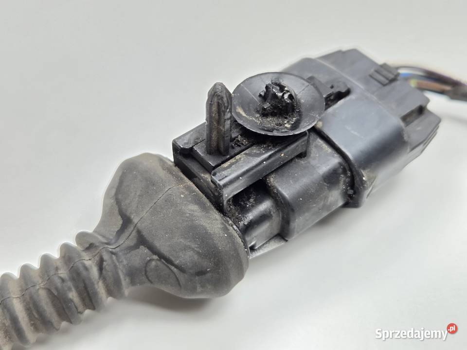 FORD FOCUS MK4 WTYCZKA KOSTKA 2 osobowe