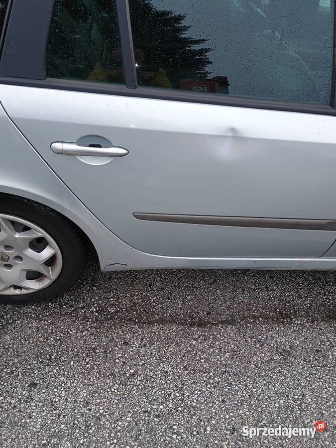 Ładny Renault laguna z gazem z bogatym bluetooth Laguna Kielce
