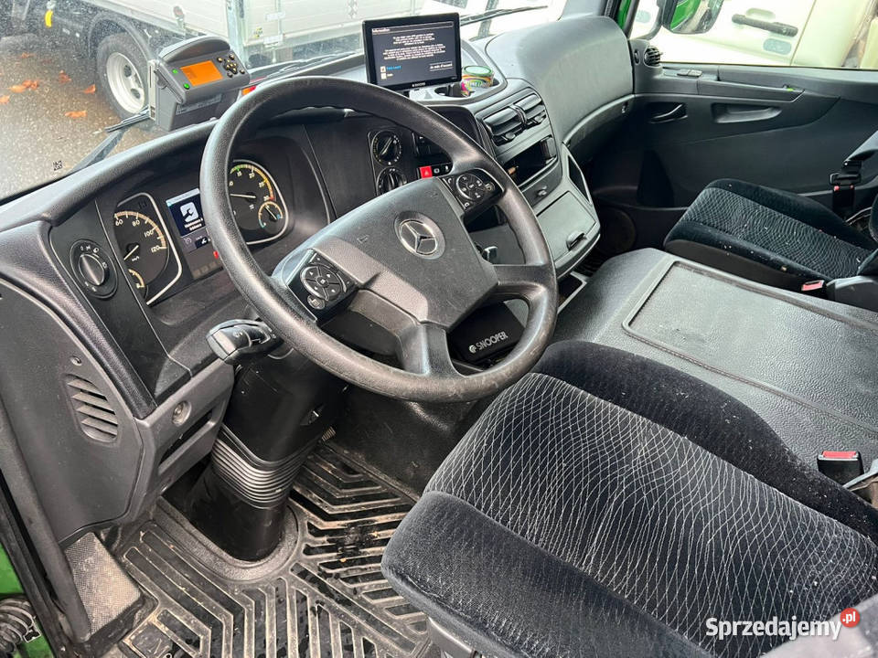 Kontener Mercedes mazowieckie Warszawa