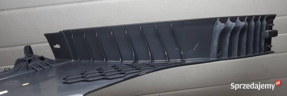 OSŁONA PROGU PRAWA VW TOUAREG 7P 7P6853370P Mielęcin
